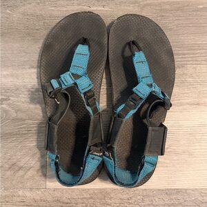 Bedrock Cairn Black and Blue Sandals | Men’s 7 | Women’s 8